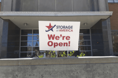 Sign outside of Storage of America on Chestnut.