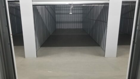 Large unit at Storage of America on Kitridge Road.