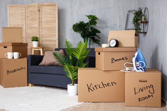 How to Pack Moving Boxes Efficiently - Life Storage Blog